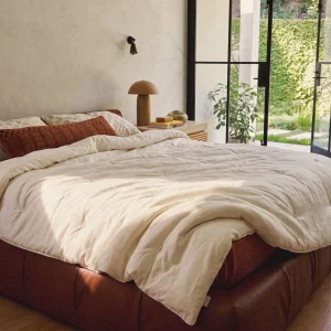 organic wool comforter from a sustainable bedding brand